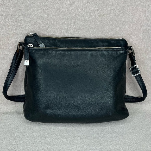 margot Handbags - Vintage Margot Leather Convertible Crossbody/Shoulder Bag Purse Black 2 Pockets